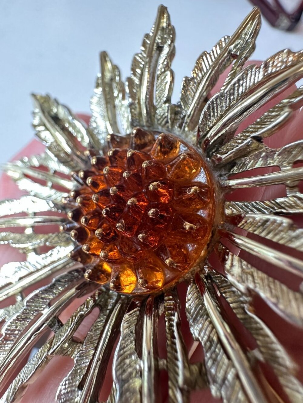 Vintage 1969 Sarah Coventry Sunflower Brooch Gold Tone Amber Center Signed